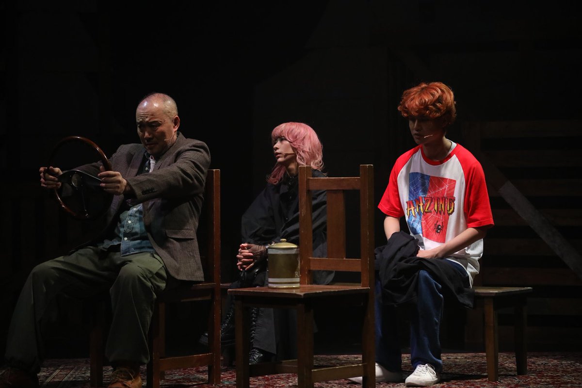 modelpress's tweet photo. Lil かんさい大西風雅、初主演音楽劇
「姉さんは、暖炉の上の、壺の中」開幕

実年齢20歳の大西が10歳の少年快演✨

🔻写真多数・初日レポート
https://t.co/0uue2Z14jr

#マイシス https://t.co/9Rwa8zotZD