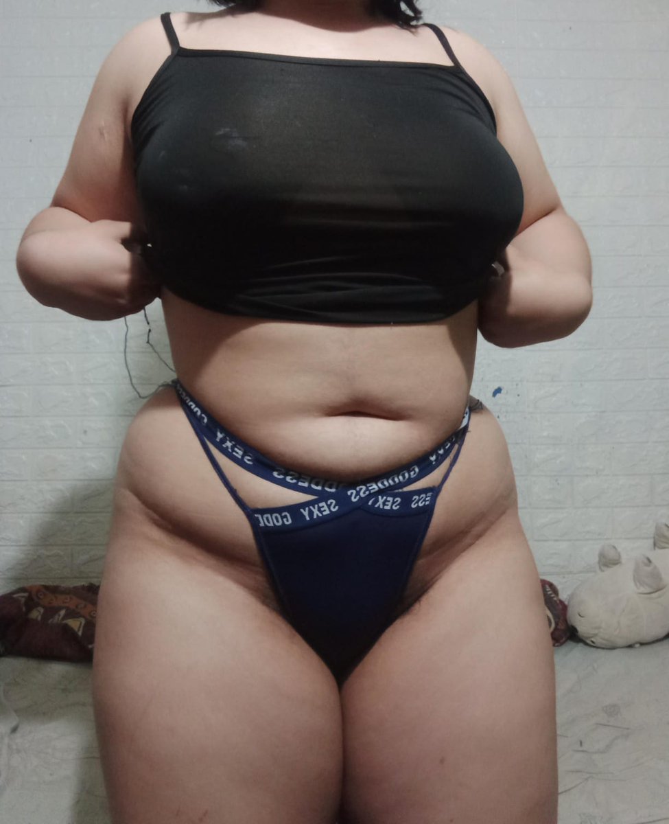 lorethongbby's tweet photo. front or back? (⁠ ⁠ꈍ⁠ᴗ⁠ꈍ⁠) https://t.co/bQ69ZQRdQt