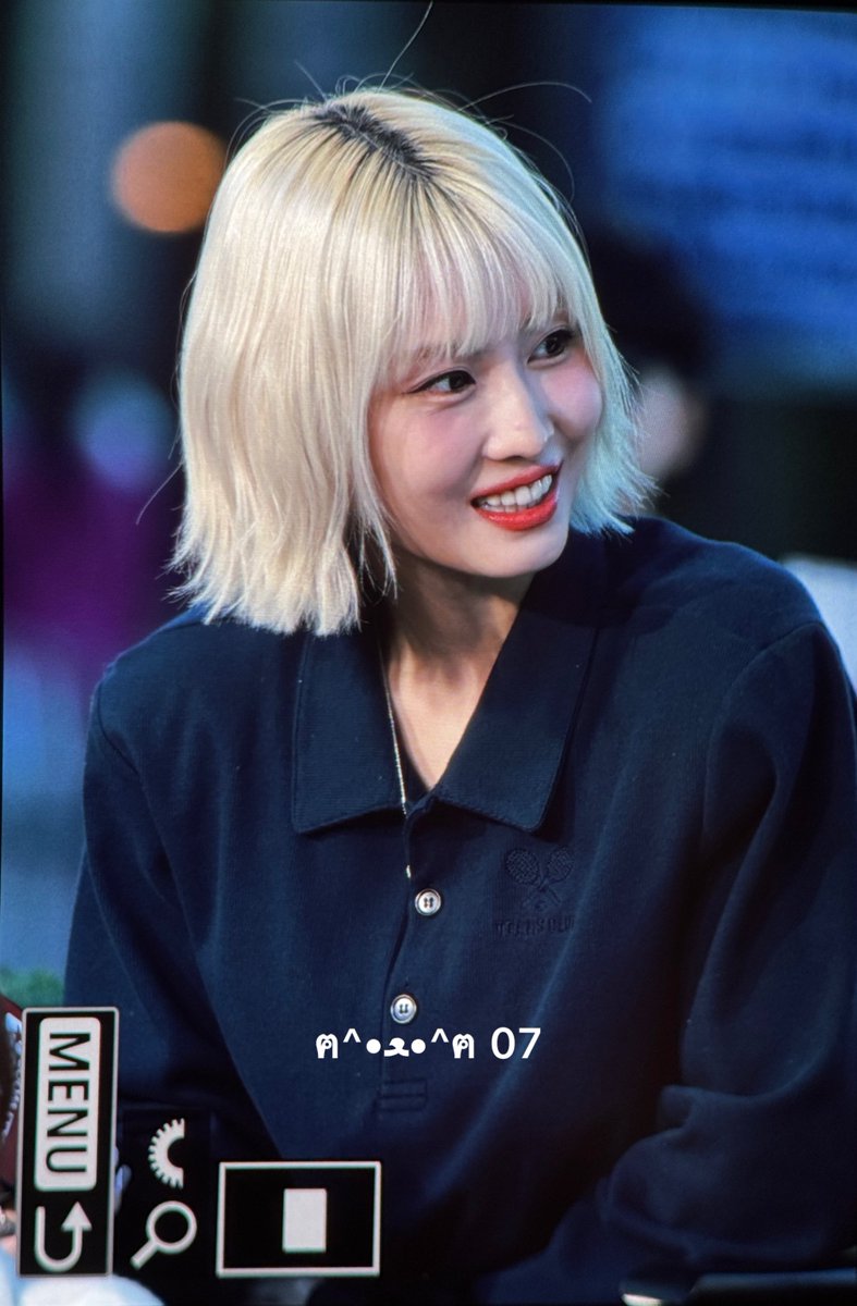 enjoycat_lin's tweet photo. 241122 Universal Studios

到底怎麼可以帥成這樣

#TWICE #트와이스 #MOMO #모모 https://t.co/lJeZnQswWP