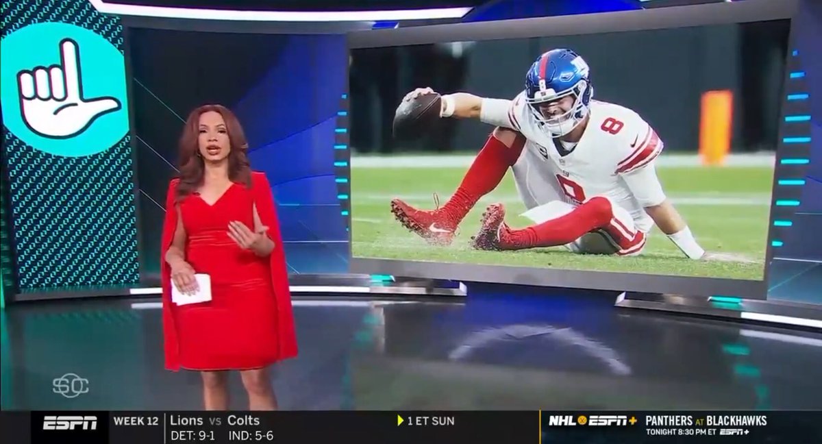 Smittee's tweet photo. Not only is this commentary classless, but using the photo of him TEARING HIS ACL is absolutely INSANE. https://t.co/CAbxoASwXb