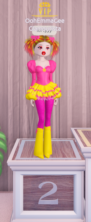 CultLeaderEmma's tweet photo. Theme: Me right now - clowning lol
Place: 2nd https://t.co/z3hbn7HjSv