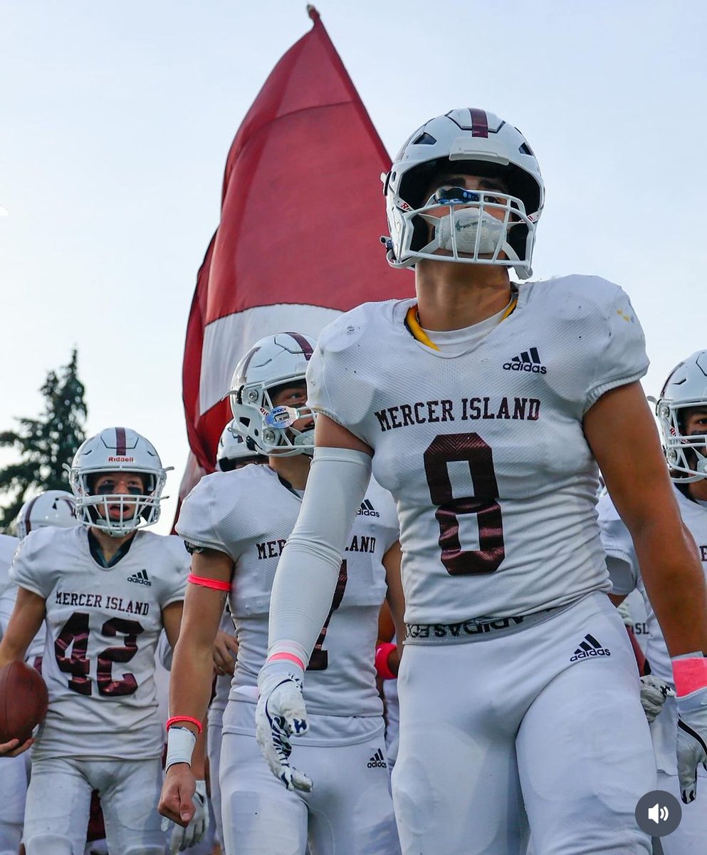 Blessed to receive 1st team all league ILB

<a href="/mercerislandfb/">MercerIslandFootball</a> 
<a href="/mfarrellsports/">Mike Farrell</a> 
<a href="/TuRN_uP_BMB/">Chris Chambers</a> 
<a href="/CoachDjayy/">DJ Mims</a> 
<a href="/DVSP87/">Darryl Anthony-Dillard Valdez Jr</a> 
<a href="/BrandonHuffman/">Brandon Huffman</a>