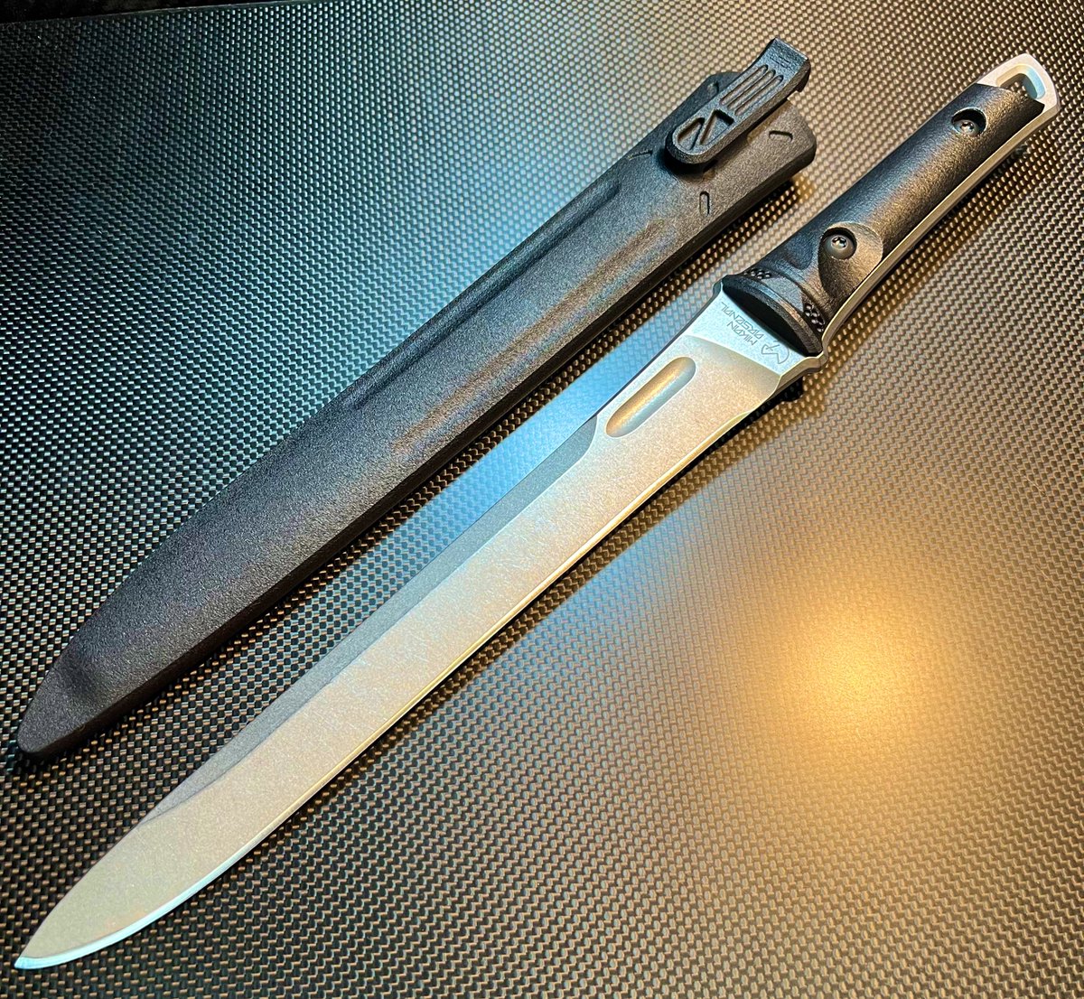 【okemaruさん専用】ナイフと陰陽玉 Nakagawa Ginsan Sakimaru Takobiki 270m / 300 / 330 mm Mirror