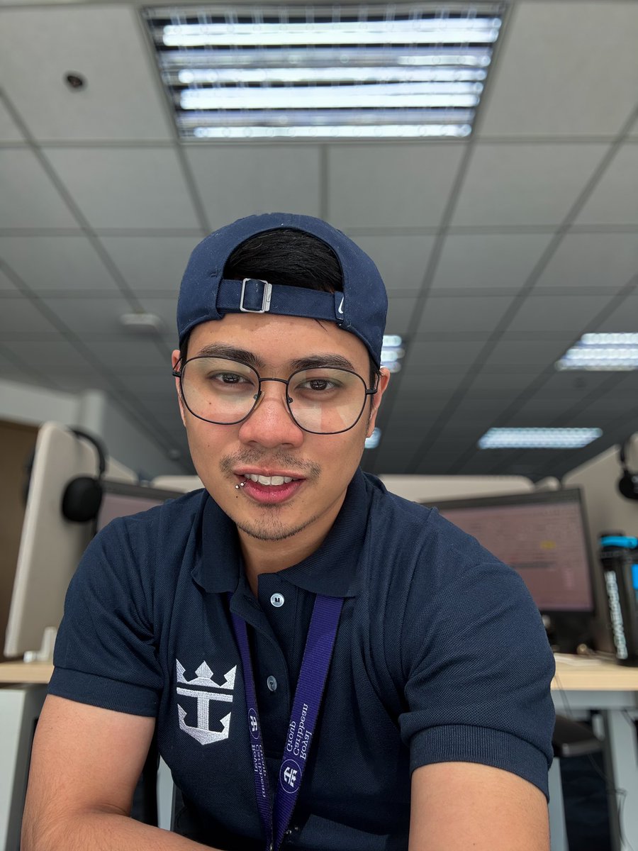 rsttejada's tweet photo. miss ko na maging kalbo https://t.co/AY3FU23jTM