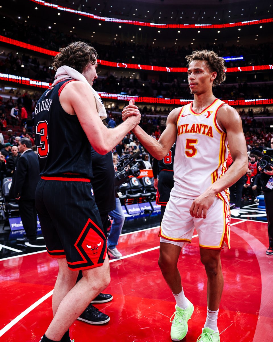 chicagobulls's tweet photo. Aussie brothers 🇦🇺 https://t.co/UADaYTRW0f