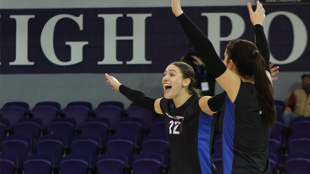 Blue Hose Advance to Semifinals with Five-Set Victory Over Spartans

📰 - tinyurl.com/3h4kpbhv

#GoBlueHose