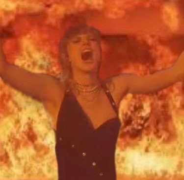 CASSANDRA X MAD WOMAN X I DID SOMETHING BAD THE WORLD JUST STOPPED 

#TorontoTSTheErasTour