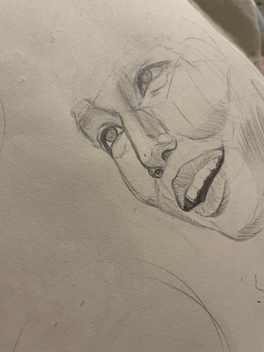 CleodoraSolene's tweet image. I need someone to explain to me eyebrows or this man won’t get the top half of his head. Somebody help. Please! Pretty please. #art #eyebrowtutorial #arthelp