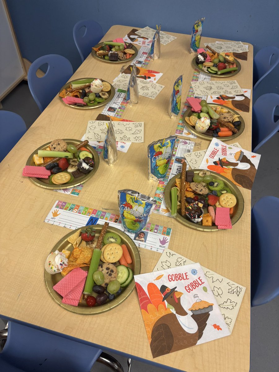 Candace Hall tweet media