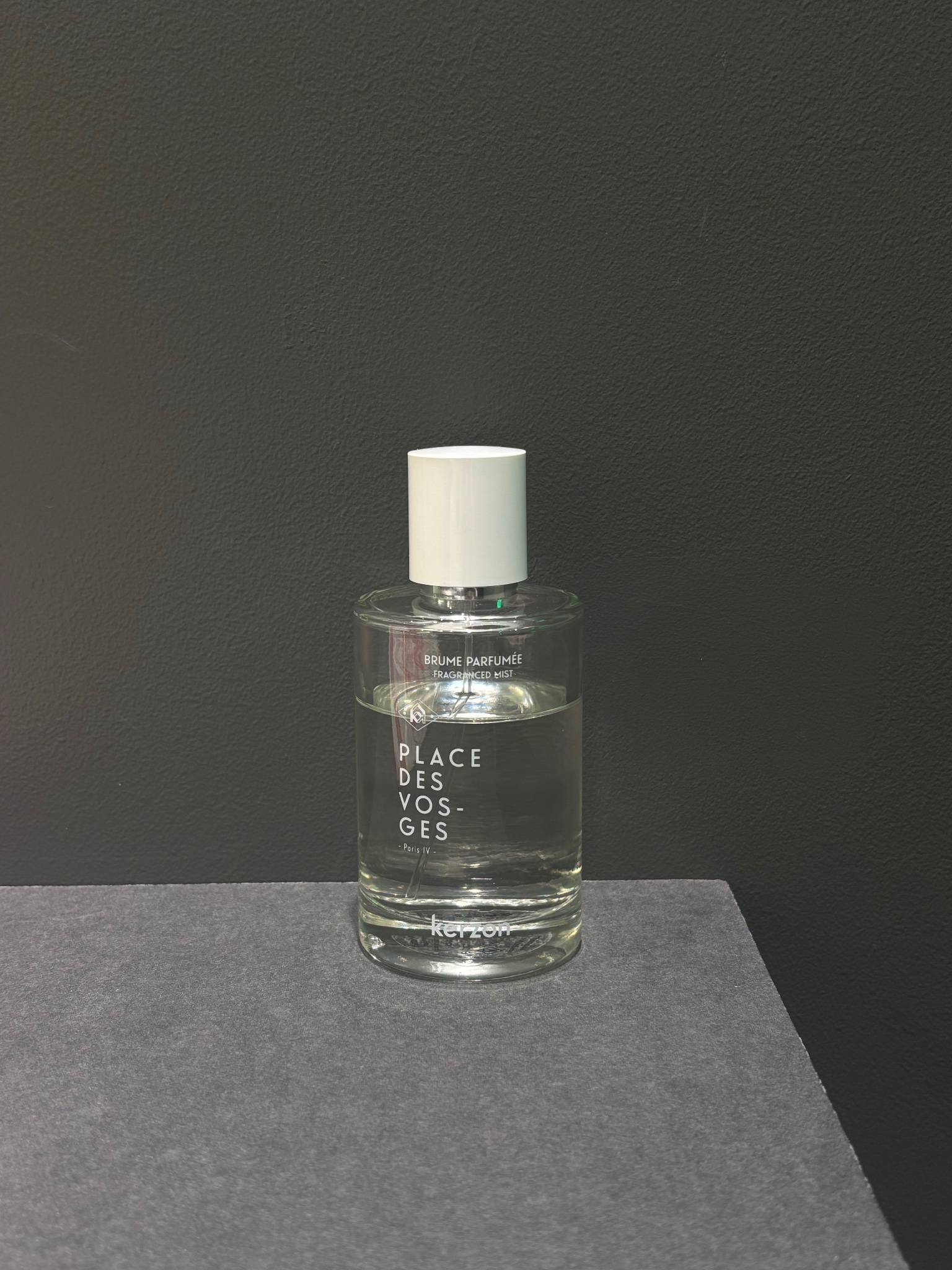 ケルゾン ヴォージュ広場 ヴォージュ広場｜フルーティ フローラルな香り – NOSE SHOP
