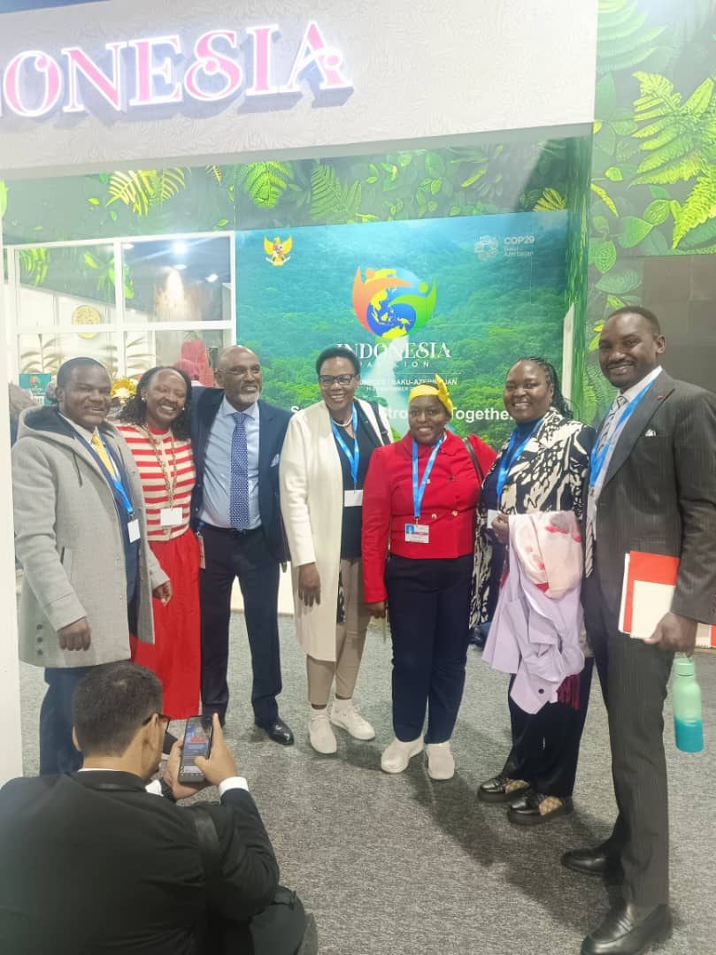 Dr_JibCares's tweet photo. Uganda has been unanimously elected to be the Chair of the @UNFCCC's Subsidiary Body for Scientific &amp; Technological Advice (SBSTA), which is going to be led by Amb. @adoniaayebare  for a two-year term picking it from the Netherlands’ Harry Vreuls

Cc @CCD_UG
#COP29Baku #GroWithUs https://t.co/HFCmFOWvVR