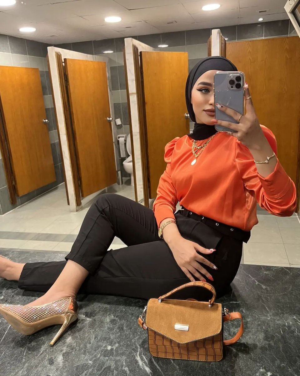 #türbanlıpaylaşım #footfetish #ayakfeet #ayakfetish #şhamella #transexsual #travesti #enestes #ifşa #sex #türban #evli #gizli #çift #ayak #çorap