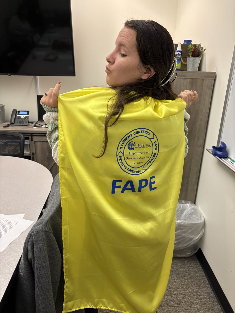 FoxCISDATLID's tweet photo. Growing Greatness Awards, FAPE capes and TeamsGiving… Thankful for this team, proud of their work, and blessed to be among them! #makingadifference #cultivate @CISDSpecialEdu1 https://t.co/51Qf3UgmzG