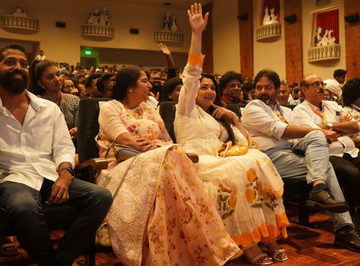 TheDraftWorld's tweet image. The 55th International Film Festival of India #IFFI2024 is underway in Panjim, Goa. Here go a few glimpses from the festival venue and the events!

#TeamDraft #IFFI55 #IFFIGoa #IFFI #55IFFI #FilmFestival #InternationalFilmFestival