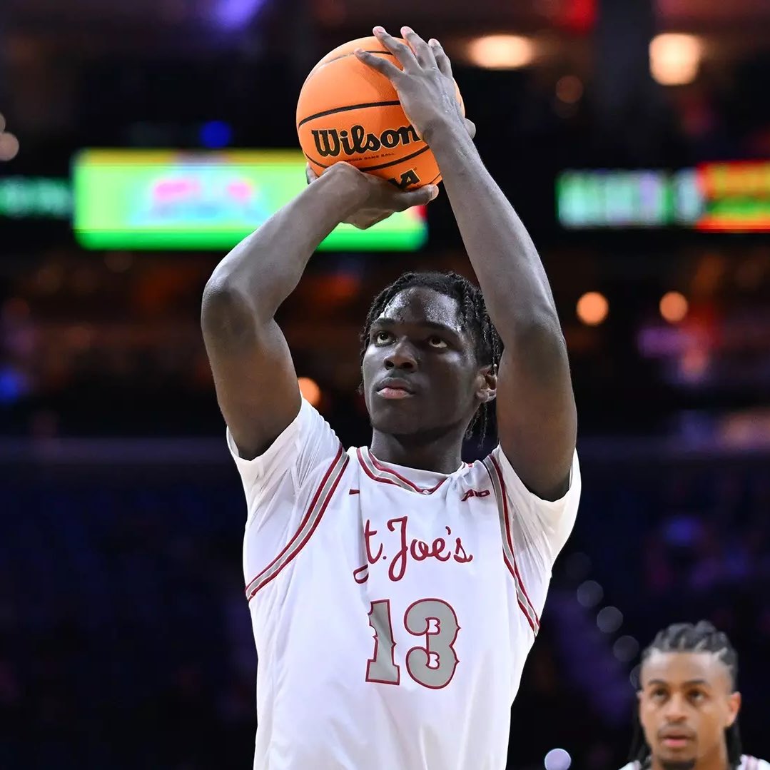 Rasheer Fleming stuffed the stat sheet tonight in the matchup against Texas 

16 points
20 boards
3 assists
3 steals 
2 blocks 
7-16 FG
2-3 FT

Fleming has been having an amazing season so far for St Joe’s averaging 14 and 8, alongside 3 stocks a game shooting 61% FG and 45% 3P