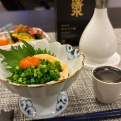 Encrypt_Kate's tweet image. お次はあん肝と熱々の熱燗🍶奥のは〆で食べようかなぁ