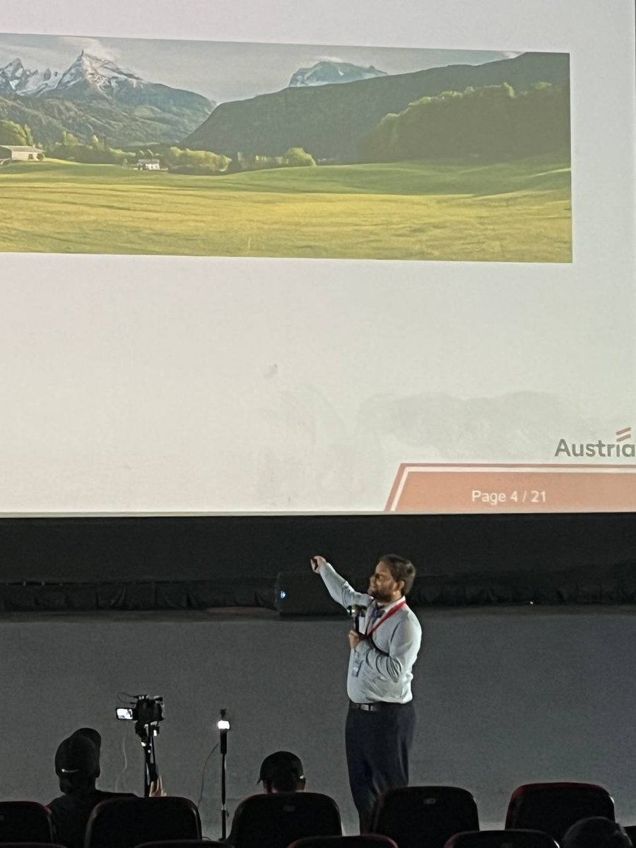 EHEFPhilippines's tweet image. LIVE NOW🌟

Austria's country presentation takes place at EHEF 2024.

Visit us today at Cinema 3, Level 4, Robinsons Galleria Ortigas!

#StudyInEU #EHEF2024 #PathwaysToExcellence