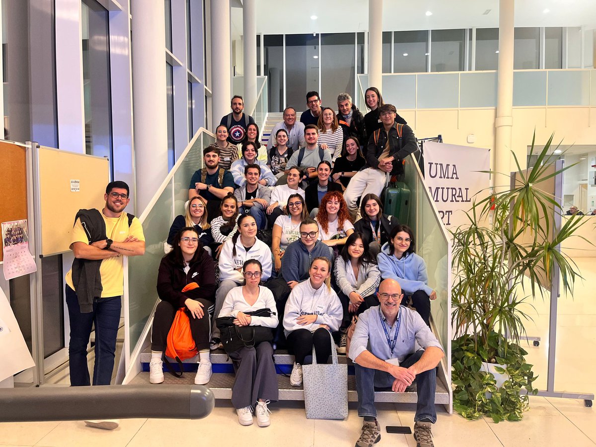 Enfermeria Cuidados Críticos UMA (@enfcriticosuma) on Twitter photo Sonrisas, tras superar un exigente módulo de soporte vital avanzado <a href="/CCSaludUMA/">Facultad Ciencias de la Salud</a> Sonrisas, tras superar un exigente módulo de soporte vital avanzado <a href="/CCSaludUMA/">Facultad Ciencias de la Salud</a>