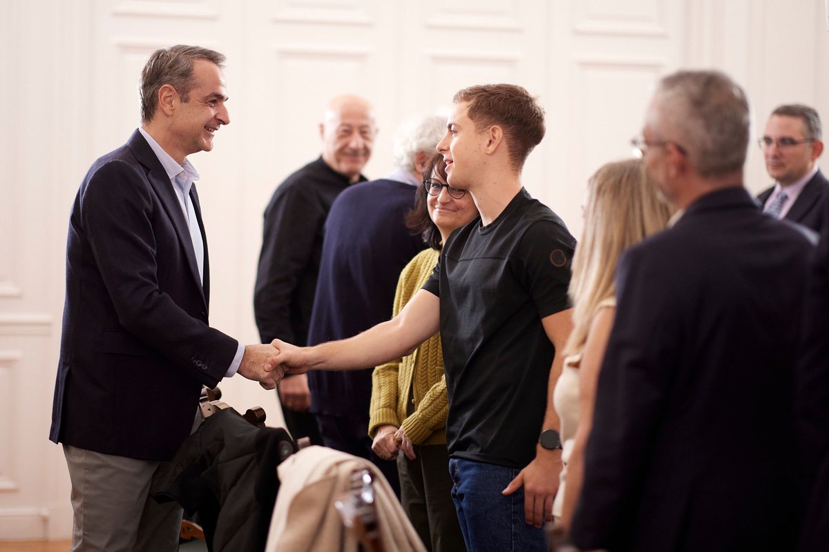 Akis Skertsos tweet media