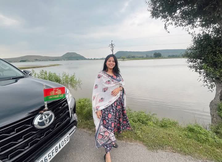 मछलीशहर से सांसद प्रिया सरोज जी को जन्मदिन की बहुत बहुत शुभकामनाएं 🎉🎂❤️
<a href="/PriyaSarojMP/">Priya Saroj</a>