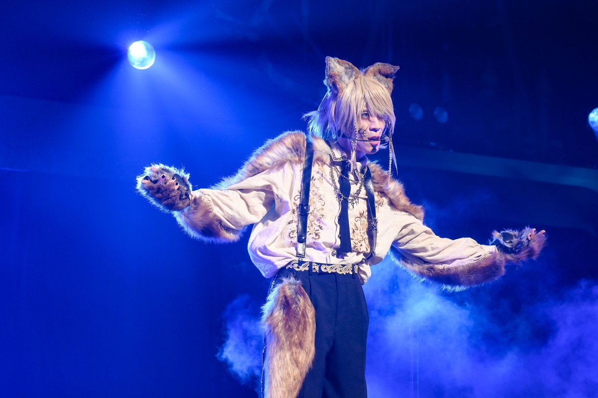 上田竜也 真巳ランダムトレカ レア DAZZLE 写真　カード　マウピフェス MOUSE PEACE FES. 2025 (@MOUSE_PEACE_FES) / X