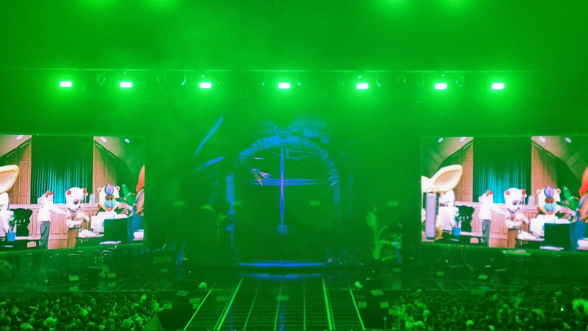 blockbee_bc's tweet image. 우죠 보러옴~~~ 역시 올홀이 시야는 좋다☺️