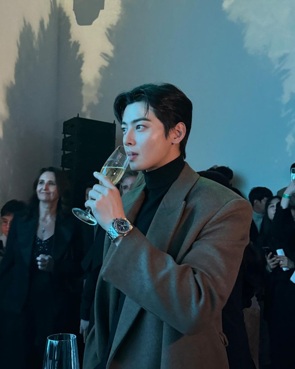 Eun Woo Access 🧸 tweet media