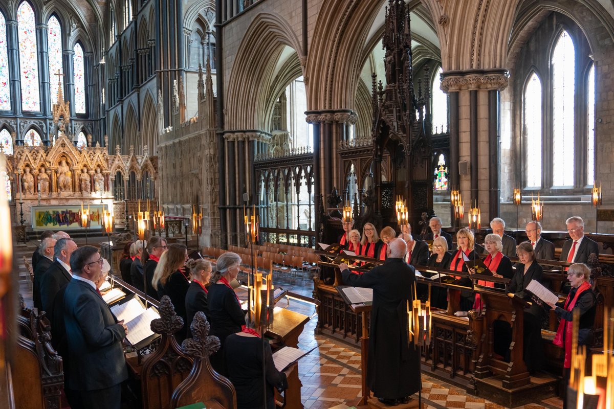 Join us today, Nov 23rd, at 5.30pm for Evensong and some wonderful music -

Responses: Byrd
Canticles: Evening Service for Trebles (Weelkes)
Anthem: Almighty and everlasting God (Gibbons)
<a href="/WCCC2/">WC Chamber Choir</a> #evensong #worcester <a href="/WorcCathedral/">Worcester Cathedral</a> 
Photo thanks ©MichaelWhitefoot <a href="/whitefootimages/">Michael Whitefoot Photography</a>