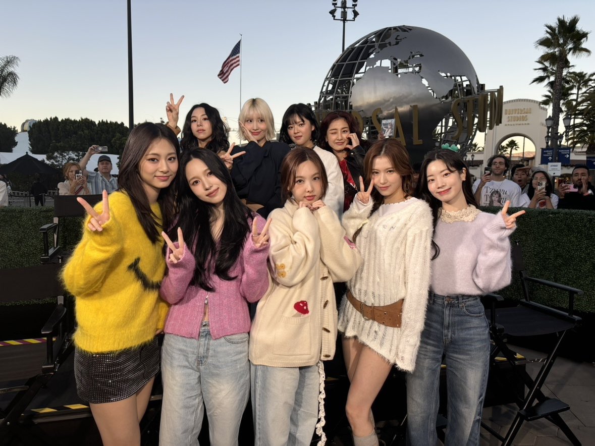 JYPETWICE's tweet image. Today’s promo day in LA was amazing! 🎉 It was so wonderful to finally meet all the ONCEs and feel your love! 💖 We really enjoyed the interview too—it was great to share our thoughts and excitement together. Thank you for making these moments so special! Can’t wait to see you…