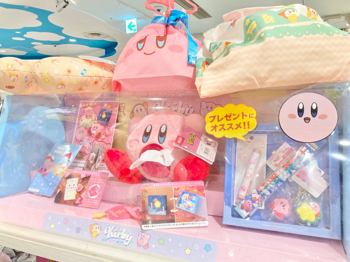 ✨新入荷✨ 【#星のカービィ】 「缶バッジ付きシュシュ」 かわいい