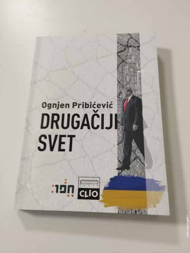 #Stepenik
13.00
Drugačiji svet
Gost: dr Ognjen Pribićević

instagram.com/radio_beograd_2
facebook.com/RadioBeograd2/
97,6 MHz