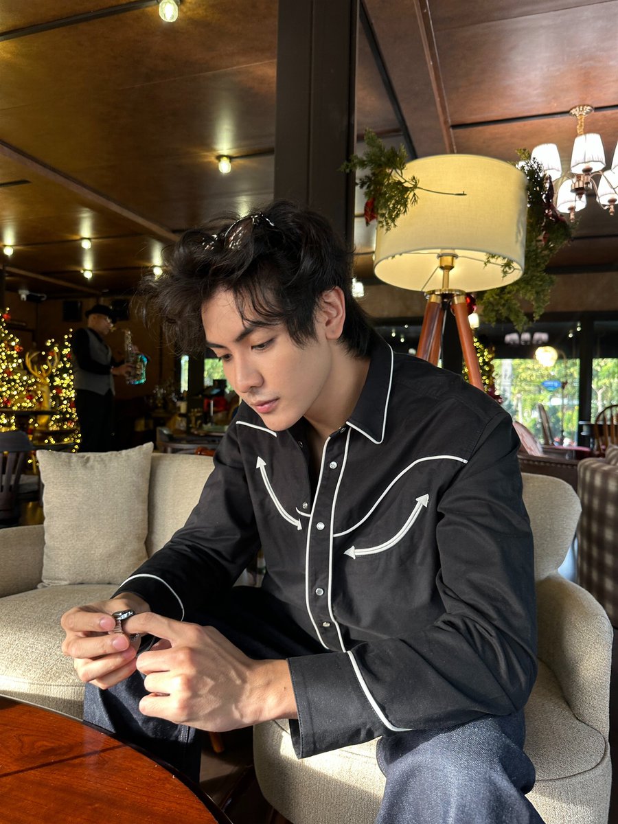 ChenRcj's tweet photo. 🖤 https://t.co/CUXQqmKTkQ