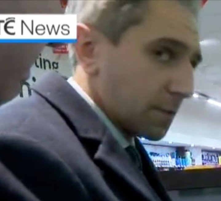 JoMurray tweet media