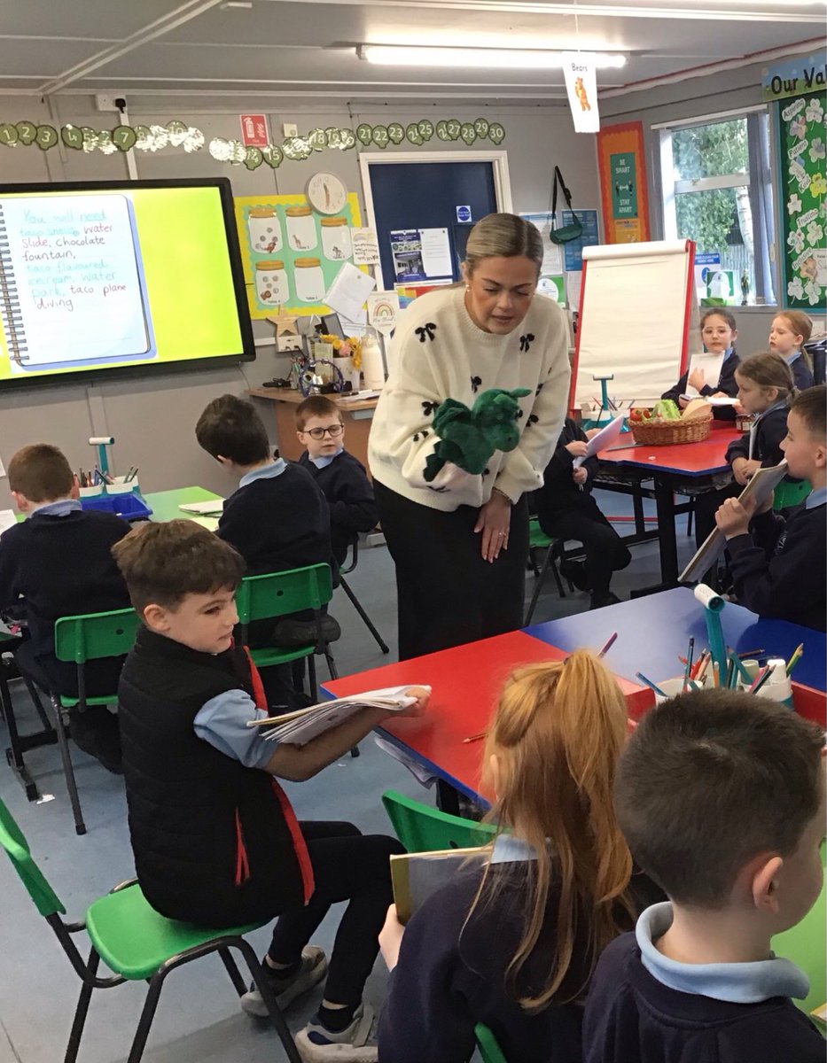 NewRowPS's tweet photo. Dragons Love Tacos and so do Year 3! 🌮 Lots of learning through story as children planned a taco party by creating invitations, lists of ingredients, and instructions. Lovely to see real ingredients as stimulus for writing. I’m sure a few items were sampled too!
#picoftheweek📸 https://t.co/iE5XQQKFvV