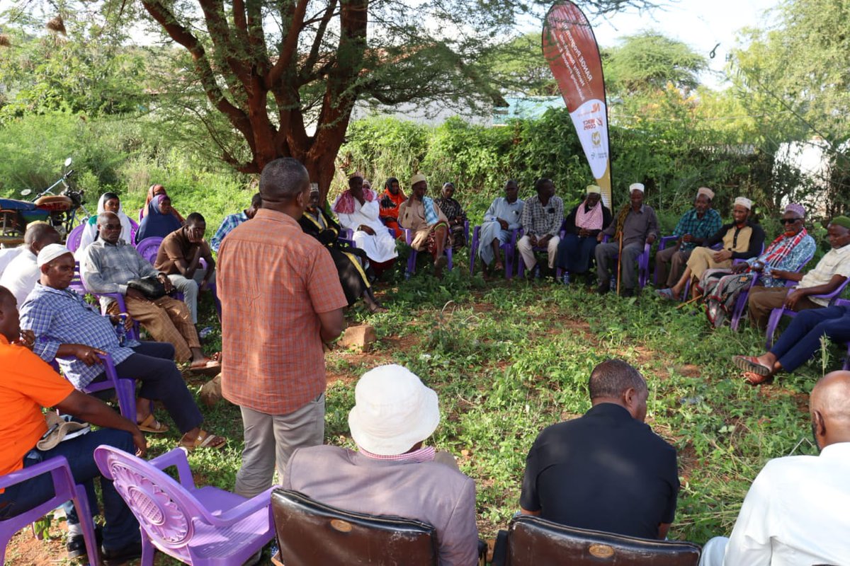 FCDCKenya's tweet photo. Community structures take the lead in fostering peace and cohesion in Marsabit County. #AJS #RANGE_Program, community-driven redress mechanisms shine as a beacon of hope and resilience.  #PeaceBuilding
 #CommunityFirst
@iofarah 
@MarsabitGov https://t.co/zb8czRkkY4