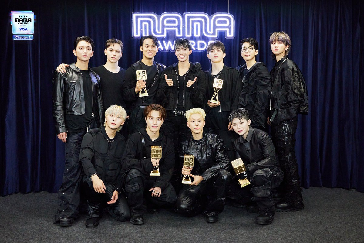 EVERYW0NWOO's tweet photo. 2023 and 2024 🥹🤍

CONGRATULATIONS @pledis_17 !!! DESERVE SO MUCH. PROUD OF U GUYS ALWAYS 🥳🏆🤍 https://t.co/IJjvwKIaur