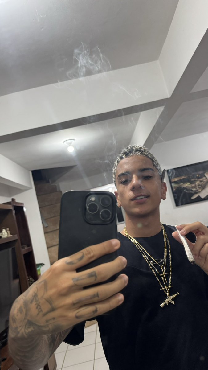 hzsiria's tweet image. Tive que fluir ele rs