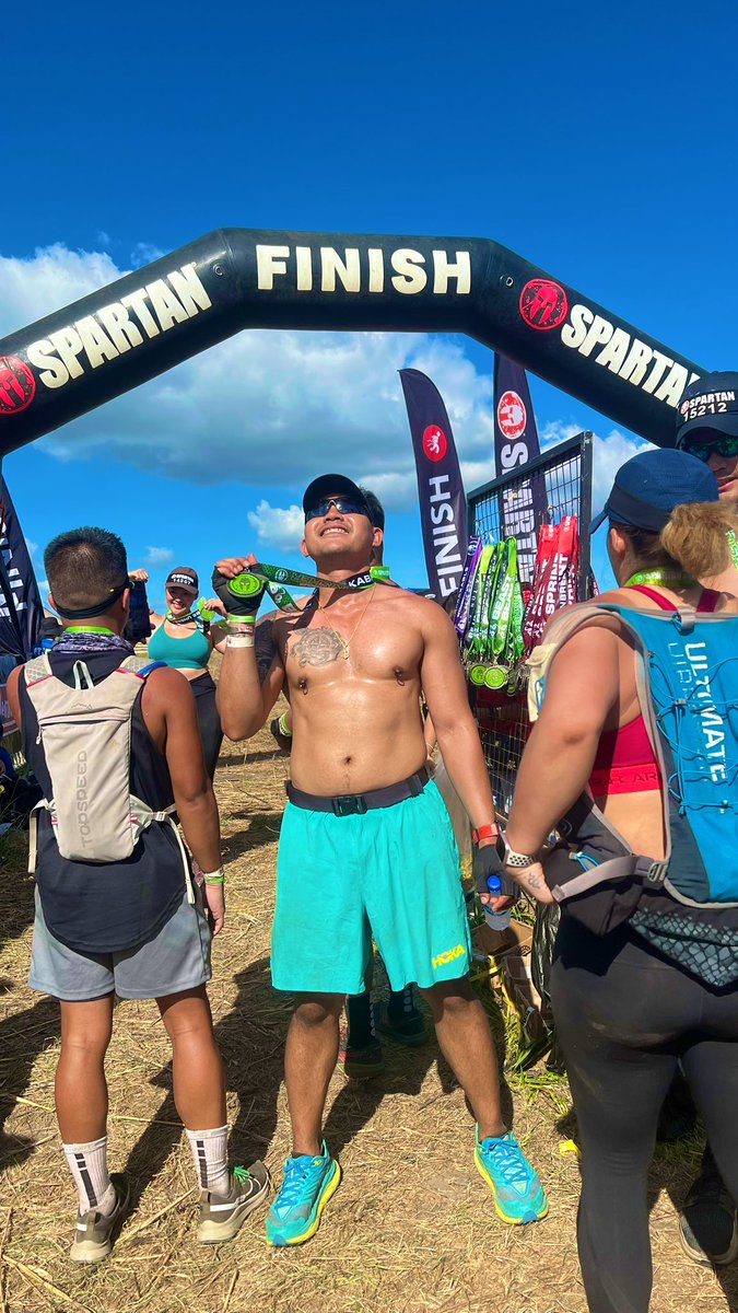 UyyChoi's tweet photo. 1st race of the weekend, done! 1 more to go for trifecta!!! #spartanph #beast https://t.co/LqirnY6AoA