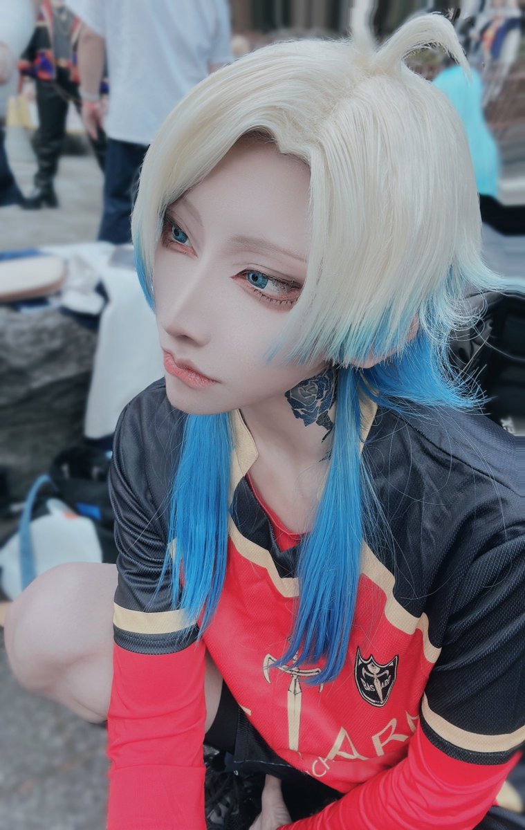 itaku_COS's tweet photo. 💙⚽⛓️cos 𓂃🥀𓈒𓏸 https://t.co/Hftrb6EFrl