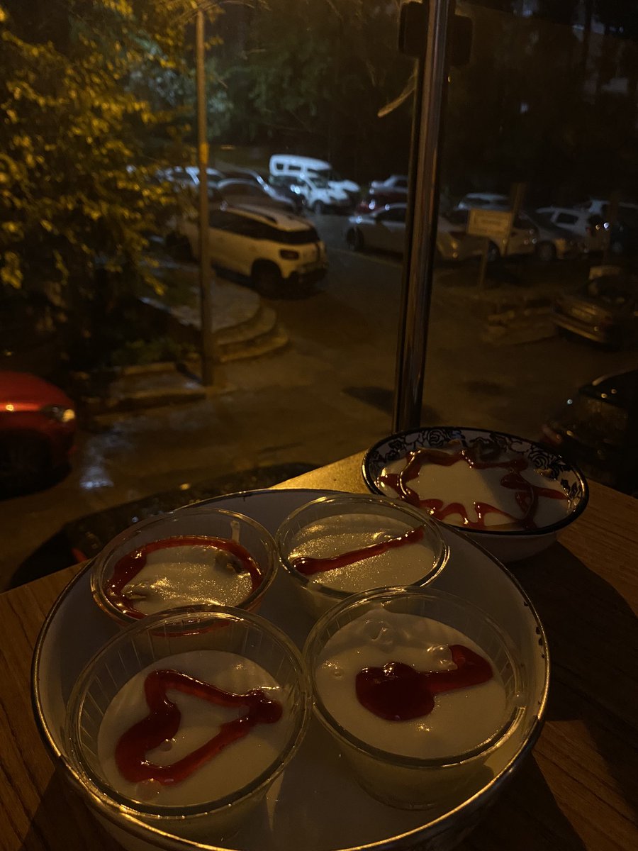 Ummadığın anda gelen güzel şeyler serisine son iki haftadır çok şey ekledim bu tatlı da onlardan bi tanesi