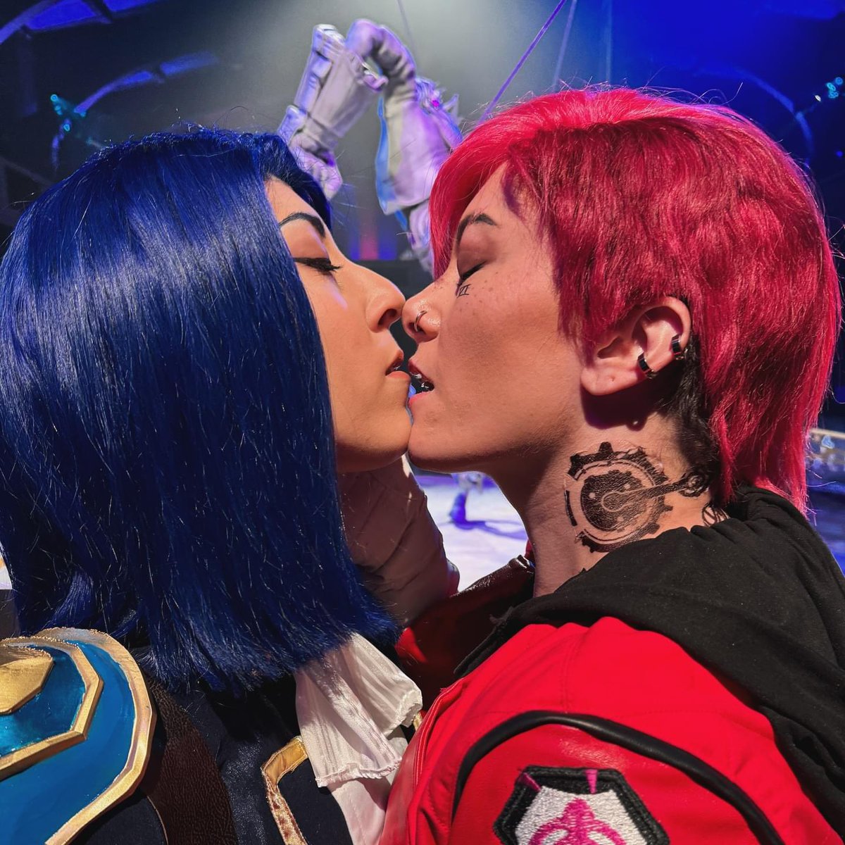 ClaireMax's tweet photo. You can’t stop me from being gay and happy in fandoms not owned by terfs 🤛🏻💥 https://t.co/odSt6WPOsD