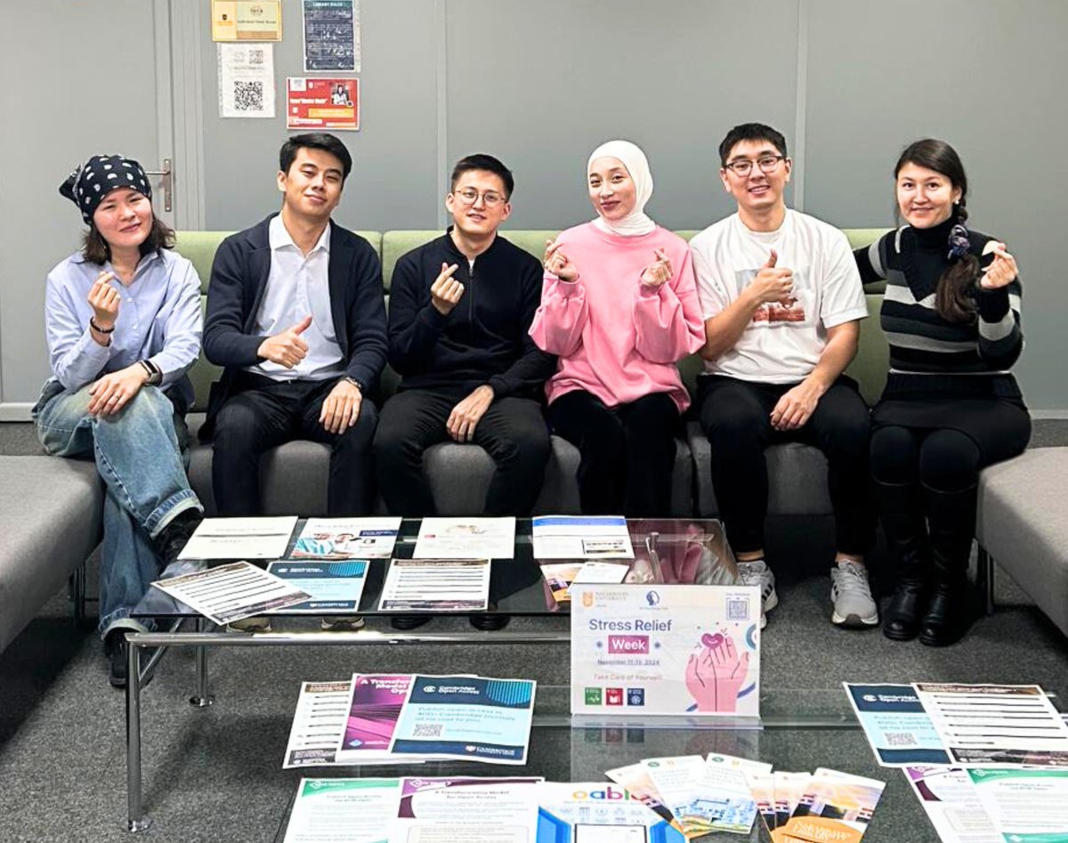 NU_Library_NU's tweet image. ☕🎨✨From Nov 11-15, NU Library & NU Psychology Club offered fun workshops & activities to help students relax during exams—crafting, mandalas, games, tea, & more! Students & Librarians loved connecting & recharging.
#ThrowbackSaturday #StressReliefWeek #NULibrary