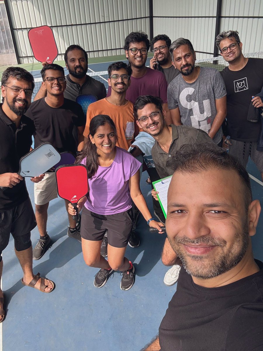 AmolSrivastava_'s tweet photo. Good pickleball picture, bad pickleball games (for me) 😭🥰 

@bangitsports @surbhiskjain https://t.co/iOs63Pazqj