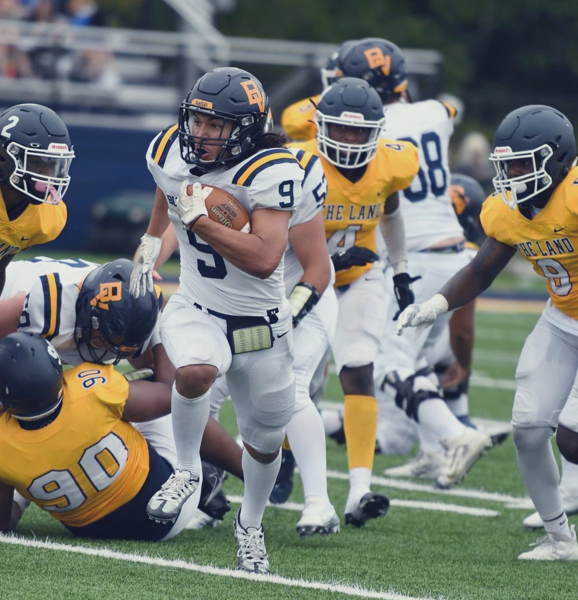 WAY to go Son #9 💙💪🏽! <a href="/_4Eman_/">Eman Alaniz</a> 

“2024 Football All-Conference Team. Buena Vista University had senior running back EMAN Alaniz voted to the Second Team - 2nd straight season after being named to the FIRST TEAM as a junior in 2023”