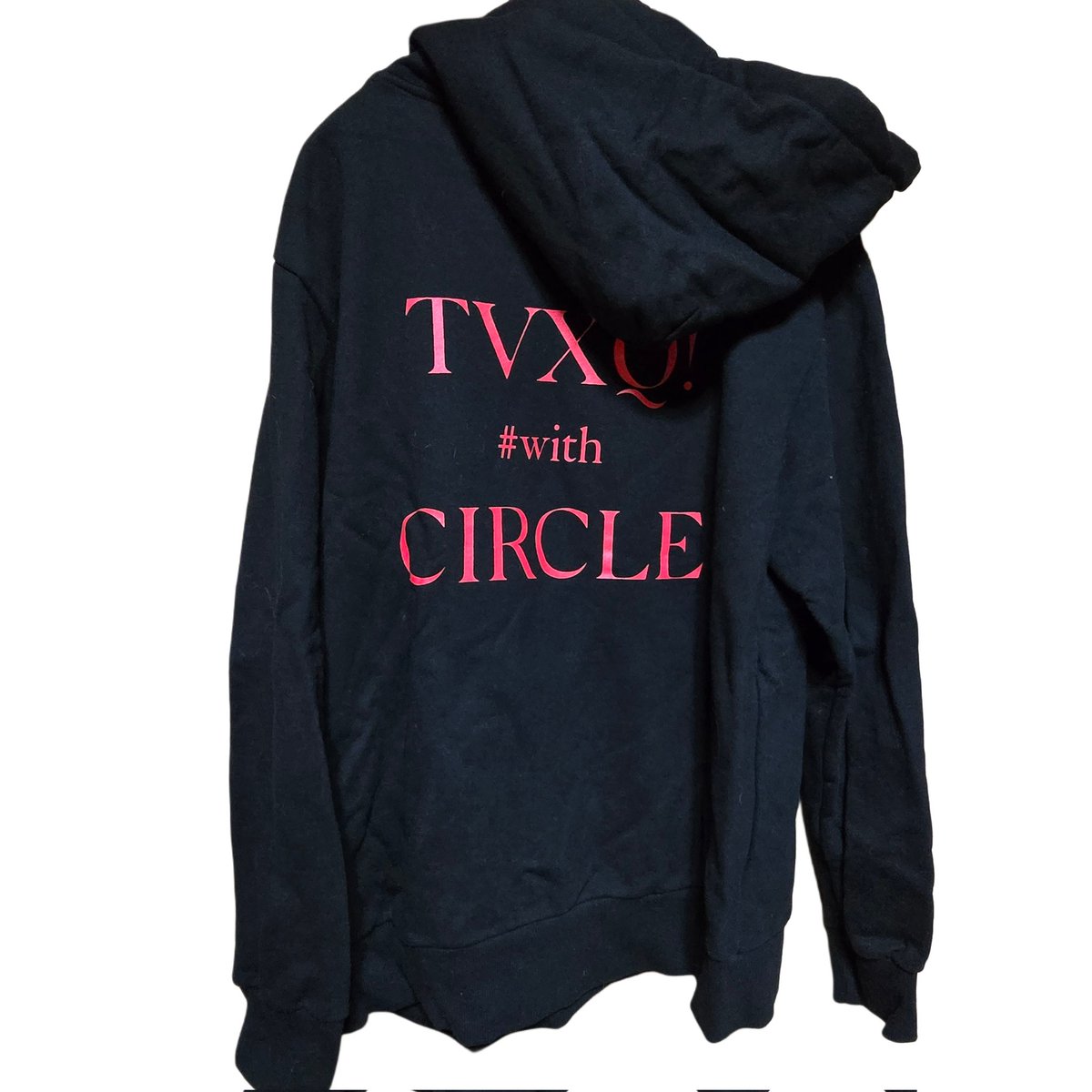 TVXQtoSASUKE's tweet photo. #東方神起 お譲り会
TVXQ! CIRCLE#with パーカー
FREEサイズ

一度着用洗濯済み
USEDに抵抗が無い方

ヤマト着払い送料だけご負担下さい 

抽選はあたるってぃー
@TVXQtoSASUKEをフォロー
このポストをリポスト&amp;いいね
で応募完了です 

締め切り: 11月30日 23:59まで 

発表は12月1日 https://t.co/CniWtLMbEa