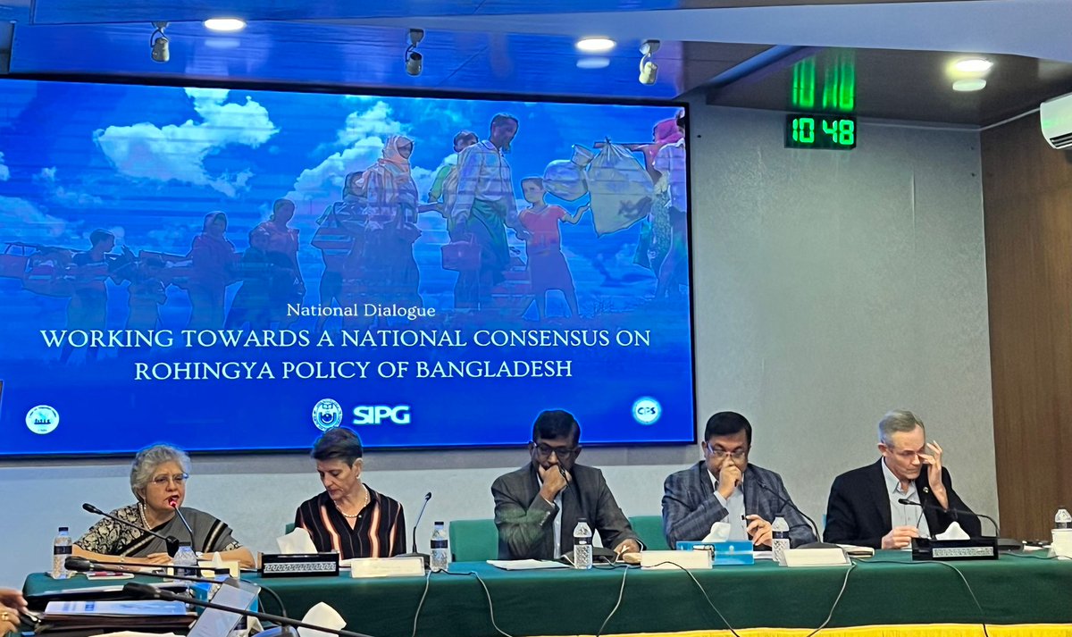 Sumbulrizvi7's tweet photo. Positive discussions for national consensus on Bangladesh's Rohingya Policy. Thank you - SIPG and Office of Chief Advisor for your participation 
@Refugees @UNHCR_BGD @RohingyaResp https://t.co/l0m3dIjTWc