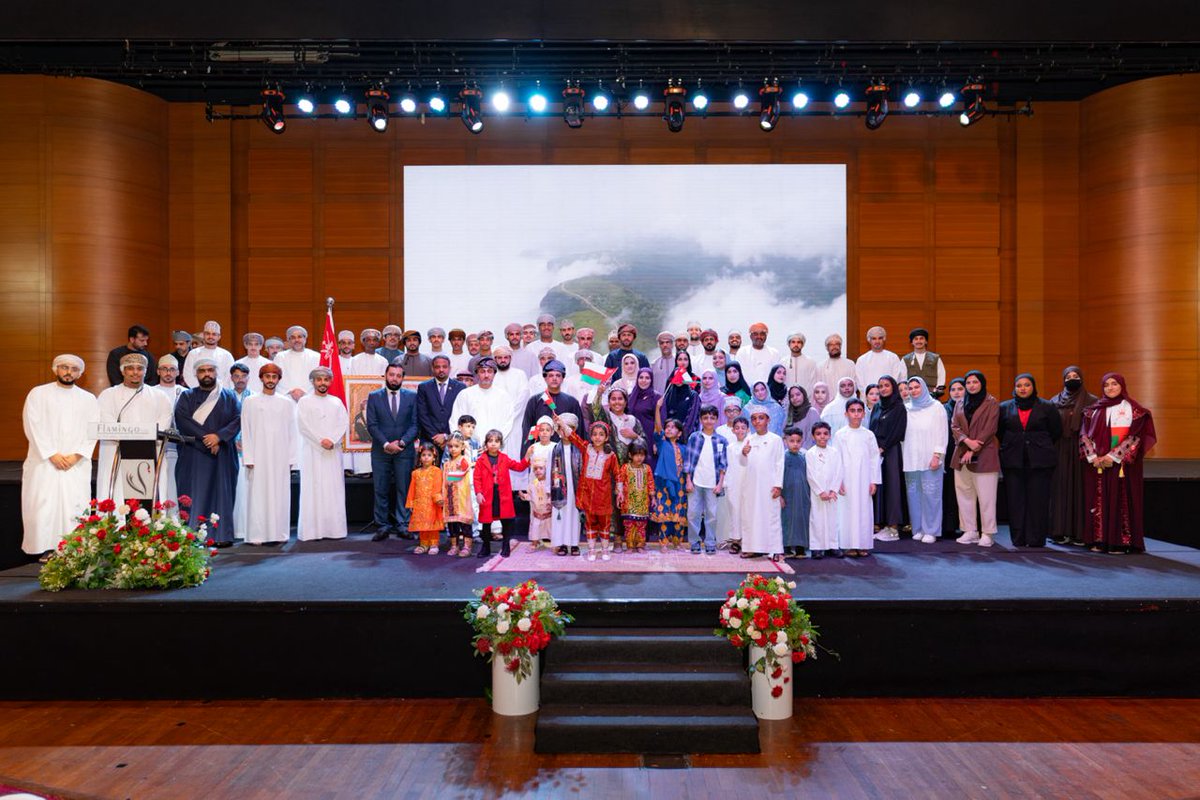 OmanEmbassyKL's tweet photo. أقامت سفارة سلطنة عمان (القسم الثقافي) حفل استقبال بمناسبة العيد الوطني الرابع والخمسين المجيد تحت رعاية سعادة السفير الشيخ العباس بن إبراهيم حمد الحارثي https://t.co/T5EYrruvcD