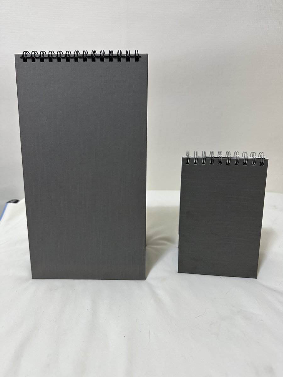 💕2025년 미니 탁상 달력 이벤트🗓️💕

연말도 다가오고 혼자 가지고싶어서 만든
미니 탁상달력(ver.호이)을 RT+팔로우해주신
3분께 추첨을 통해 선물해드리도록하겠습니다!

🩵 기간 : 11/23~11/27일까지
🩵 RT+팔로우한정 (일회성 팔로우❌)