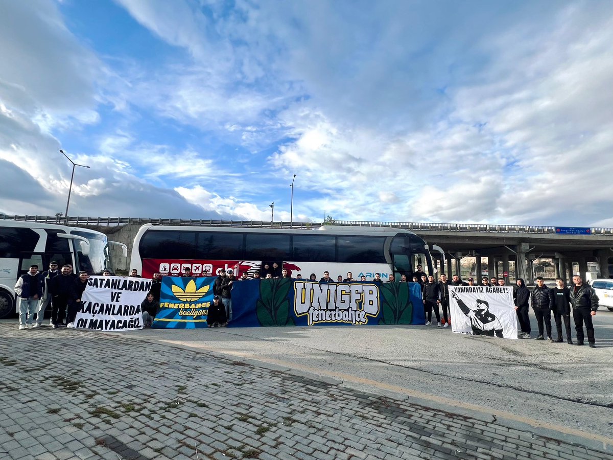 BİR ÖMÜR BOYU BİR AŞK UĞRUNA 
UNIGFB-06 olarak Fenerbahçemizi kayserispor karşılaşmasında yalnız bırakmamak için kayseri yolundayız. 
#UNIGFB