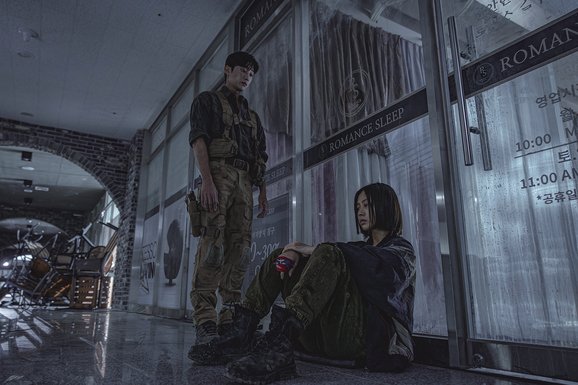 onlyyou_jy's tweet image. [씨네21] [연속기획 6] 부산영상위원회 아카이브 총서 &amp;lt;부산의 장면들&amp;gt; #1, ‘드라마’, &amp;lt;스위트홈&amp;gt; 시즌2 부산 제작기 |  m.cine21.com/news/view/?mag…
#진영 #스위트홈2 #스위트홈3